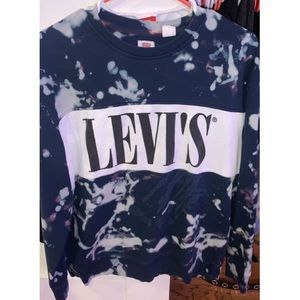 levi’s bleach dyed crewneck